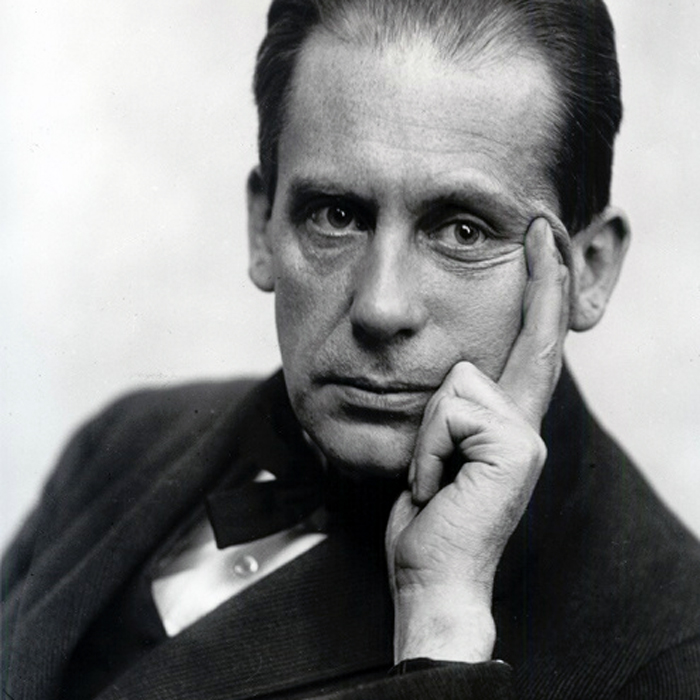 A portrait of Walter Gropius taken in 1919 by Louis Held